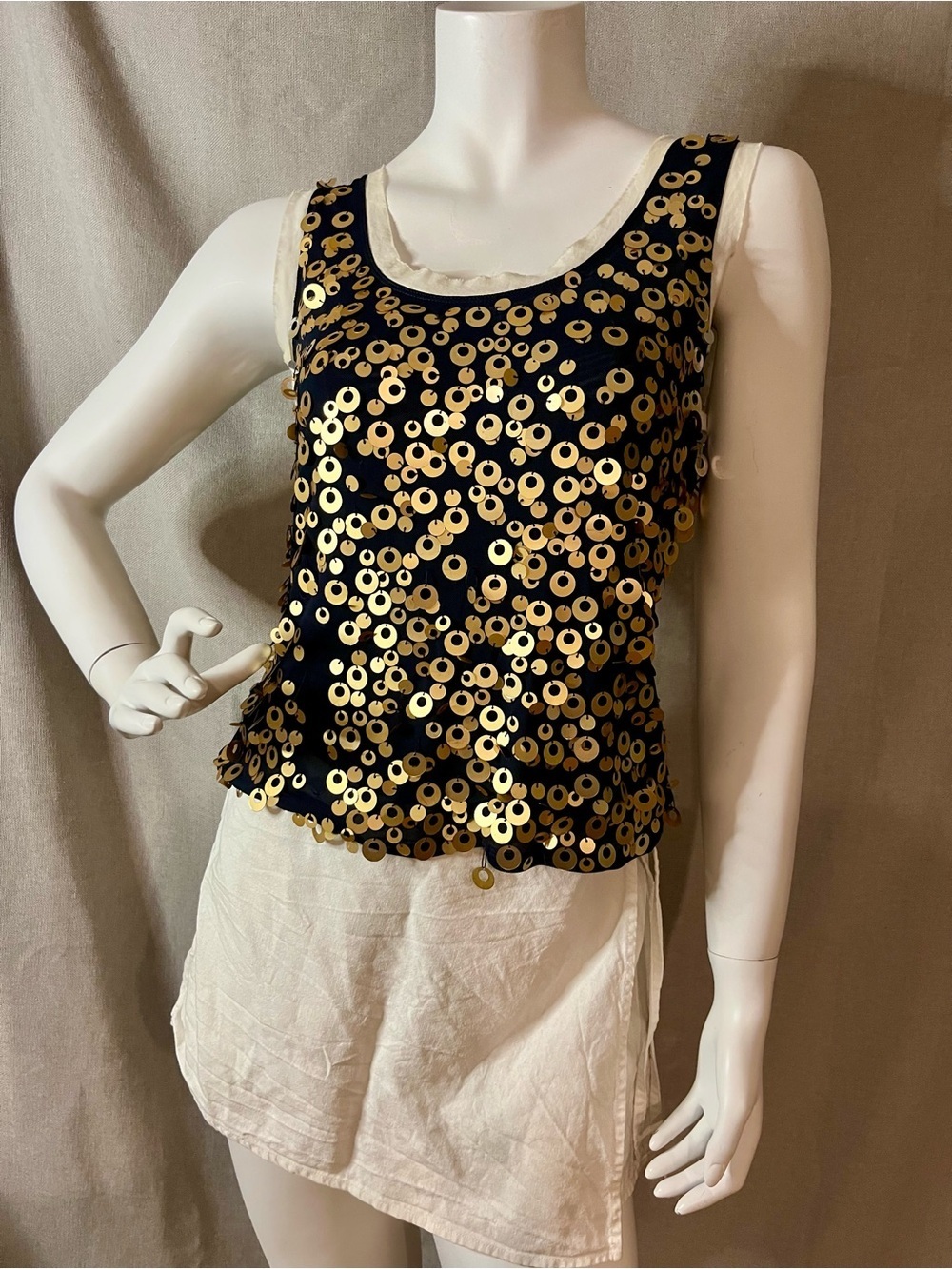 SPANNER Elegant Lightweight Navy(Almost Black) Sleeveless Tank with Gold Sequins